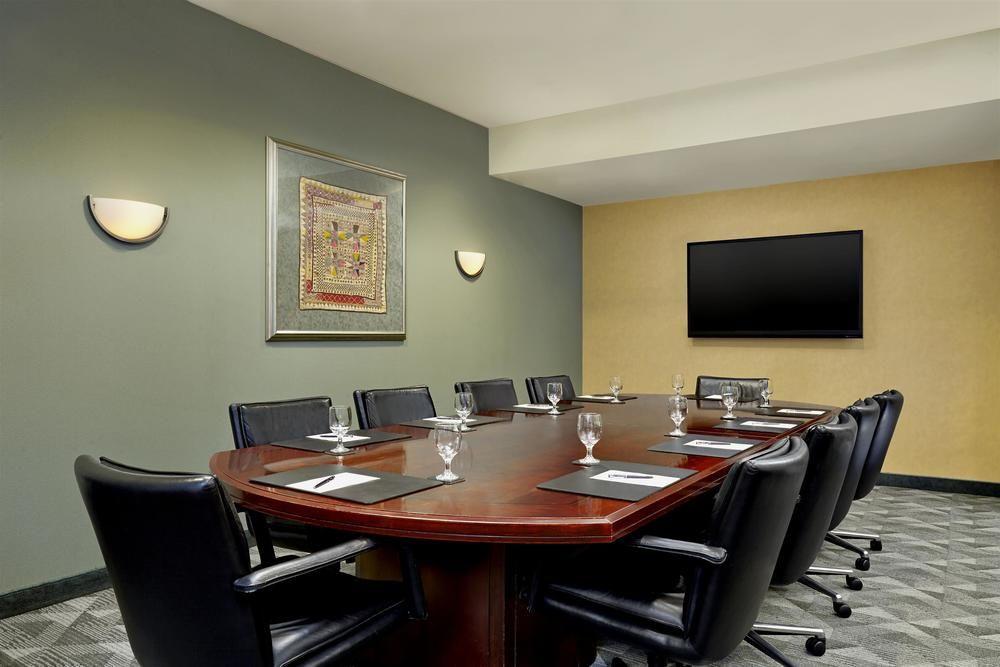 Sheraton Ottawa Hotel Екстериор снимка