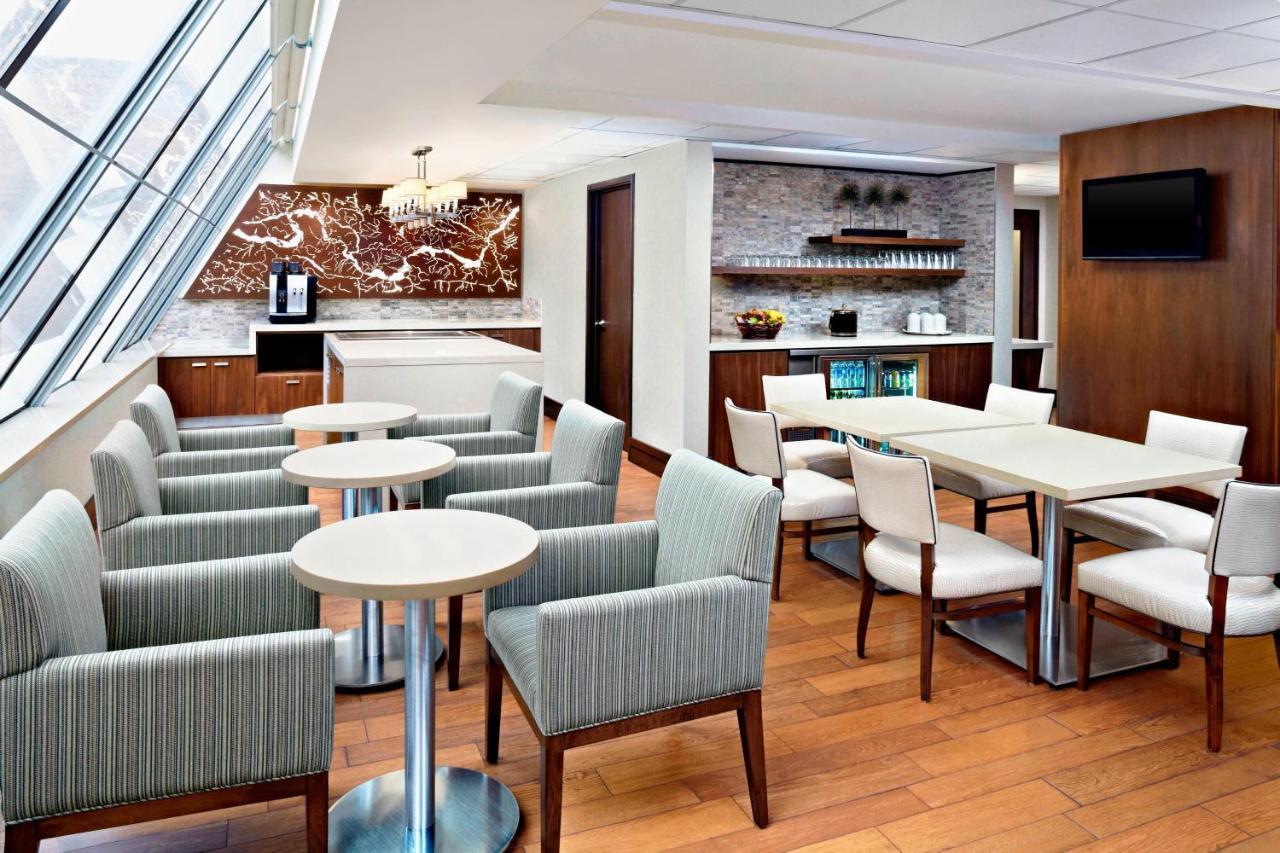 Sheraton Ottawa Hotel Екстериор снимка