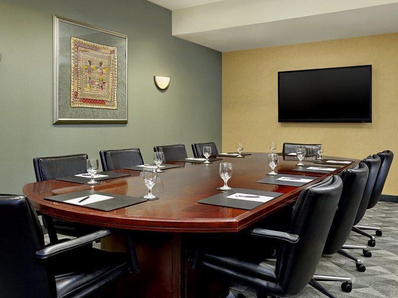 Sheraton Ottawa Hotel Екстериор снимка